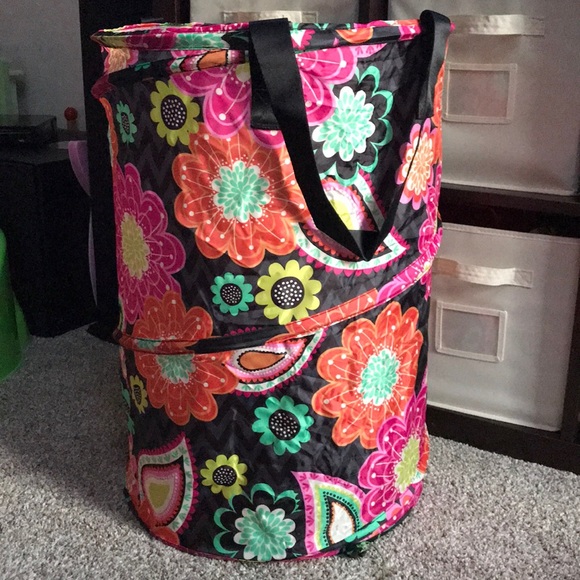 Vera Bradley Accessories - NWT Vera Bradley Pop Up Laundry Bag in Zinnia
